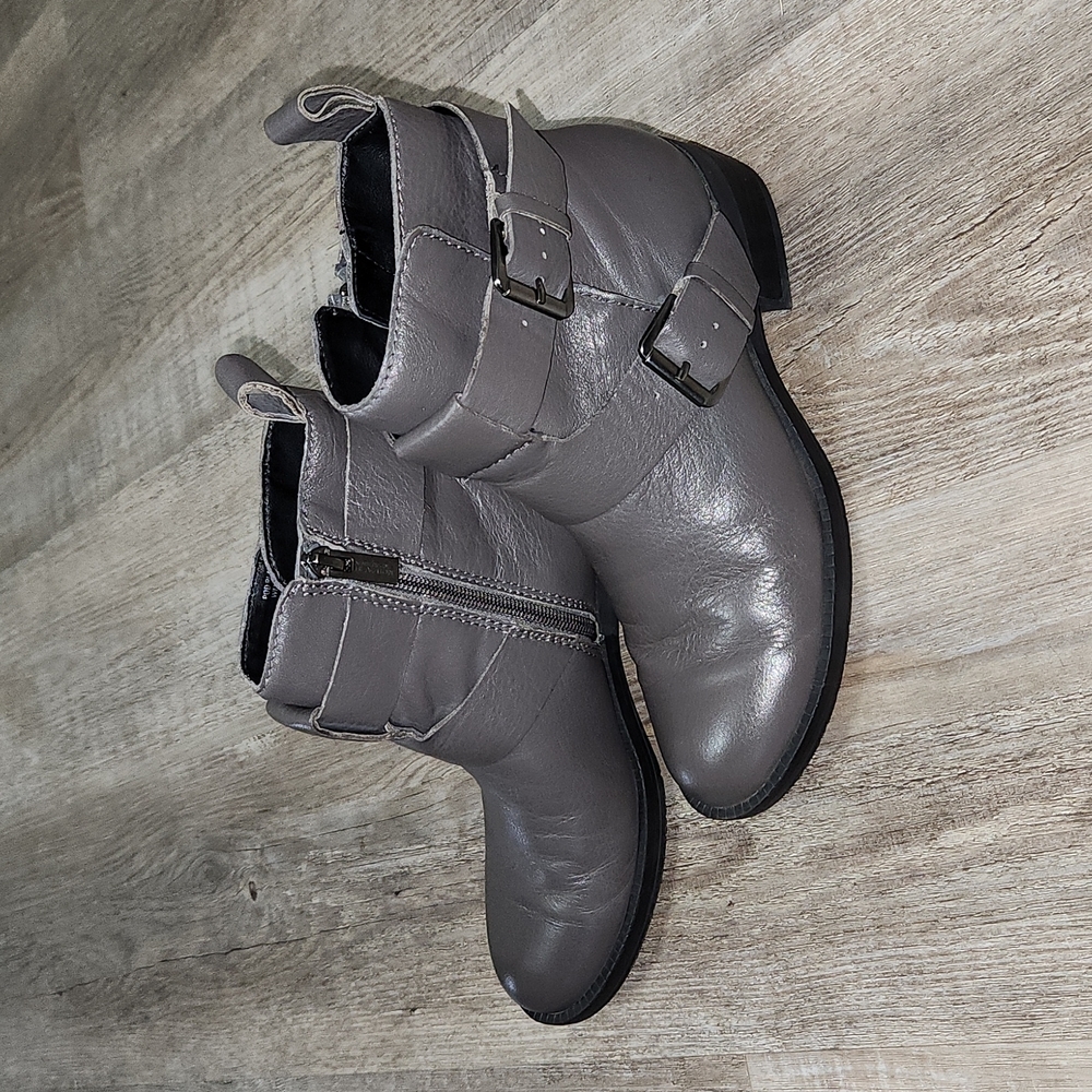 Kenneth Cole Reaction Ankle Boots- Gray-Women's 6M